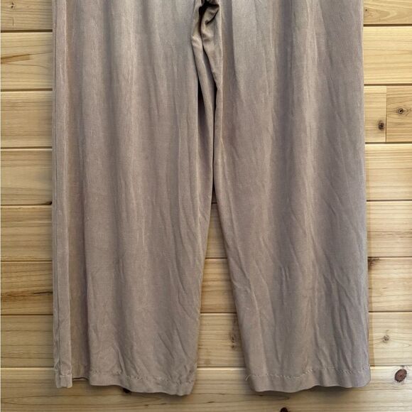 Chicos Travelers Size 3/XL Short Anti Wrinkle Slinky High Rise Pull On Pants - Picture 4 of 8